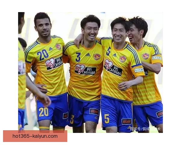 阿库尼亚在本赛季为球队贡献突出，表现稳健备受关注。