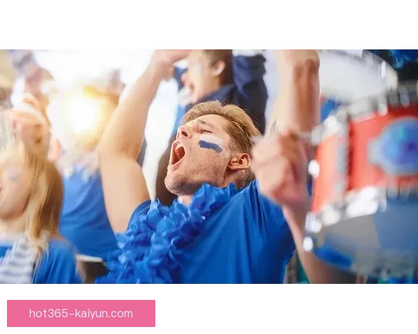 球迷庆典活动展现足球文化魅力，现场氛围热烈引关注